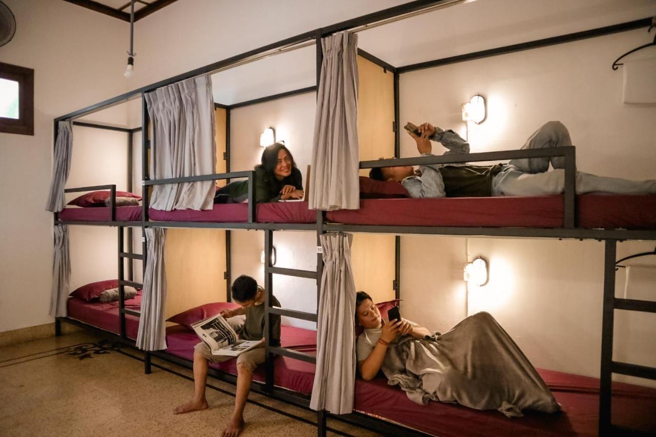 Semeru Hostel Malang (Adults Only) Εξωτερικό φωτογραφία