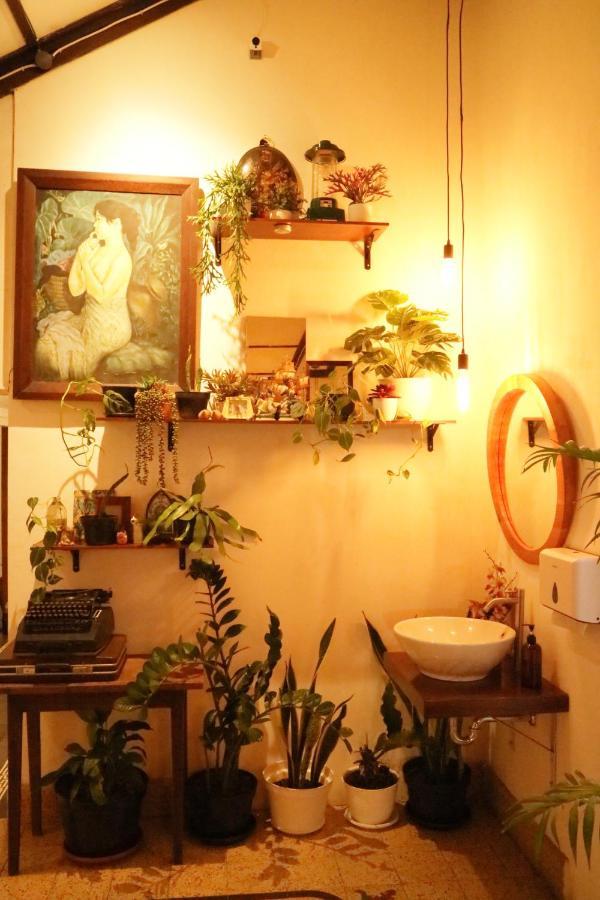 Semeru Hostel Malang (Adults Only) Εξωτερικό φωτογραφία