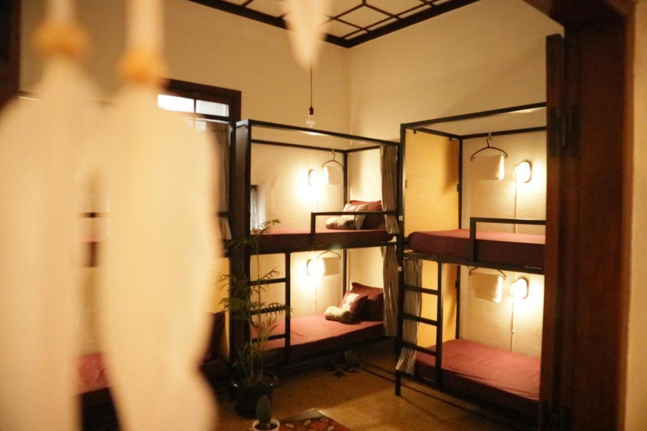 Semeru Hostel Malang (Adults Only) Εξωτερικό φωτογραφία
