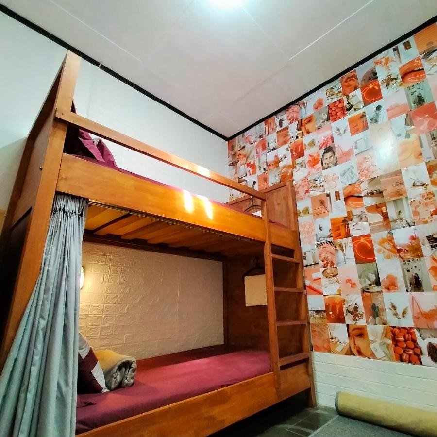 Semeru Hostel Malang (Adults Only) Εξωτερικό φωτογραφία
