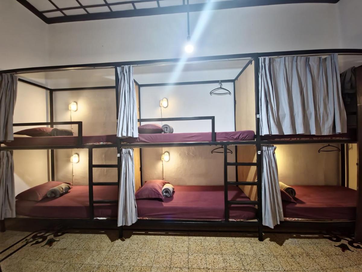 Semeru Hostel Malang (Adults Only) Εξωτερικό φωτογραφία